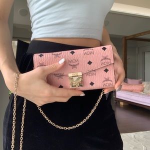 - MCM pink wallet bag